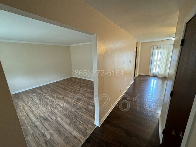 Building Photo - 6436 Tewksbury Dr NW