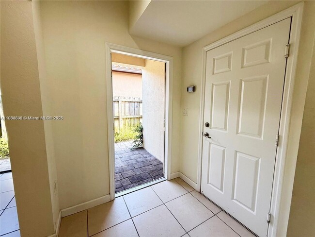 Foto del edificio - 3472 SE 3rd St