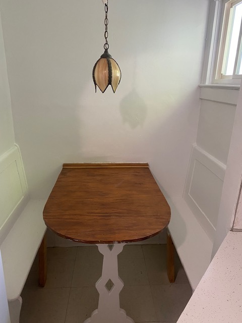 Dining Nook - 1009 Euclid Ave