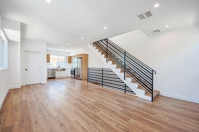 Foto del edificio - 6453 Troost Ave