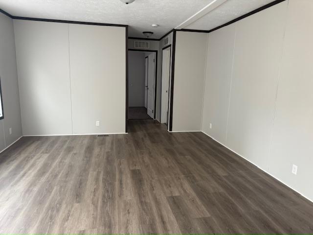 Building Photo - 458 Warbler Ln