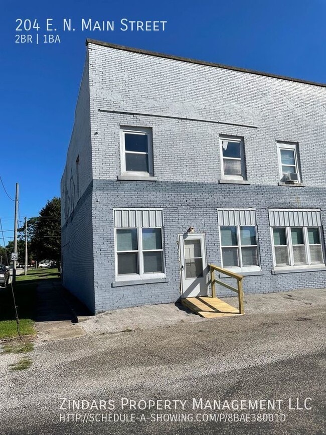 Building Photo - Large 2 bedroom apartment in Oakwood, IL