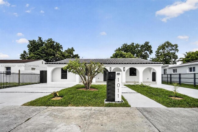 Foto del edificio - 1011 NW 30th Ct