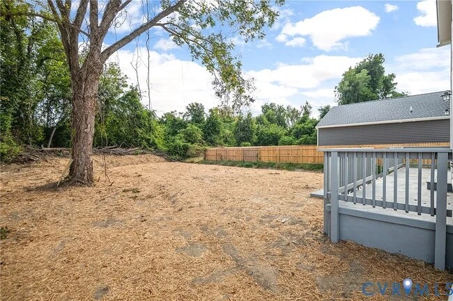 Foto del edificio - 423 Harding St