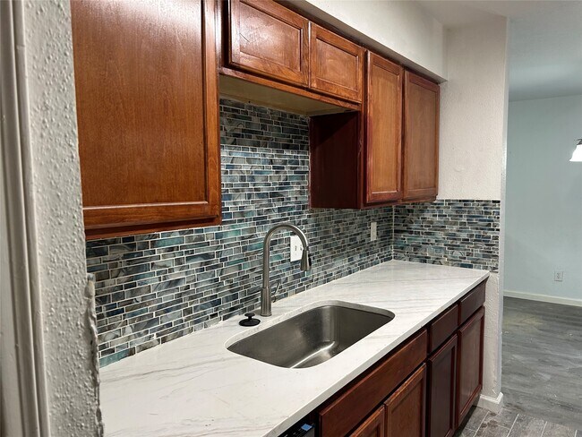 Foto del edificio - 9700 Leawood Blvd