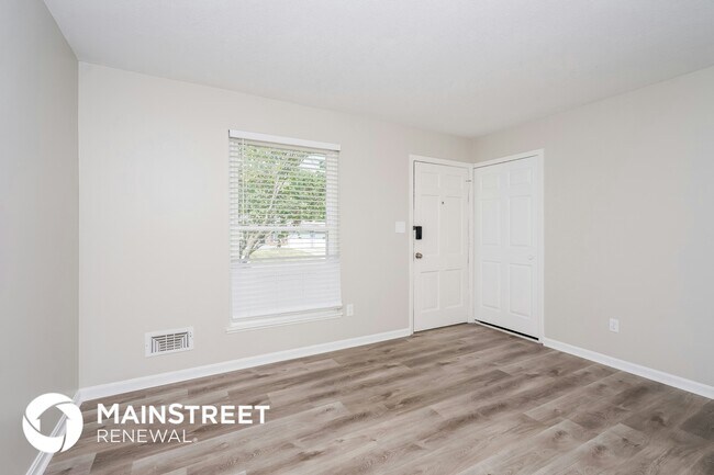 Foto del edificio - 5911 Carmelwood Cir