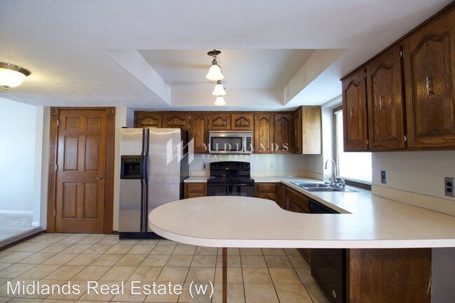 Building Photo - 5 br, 2 bath House - 9706 S 21st Ave
