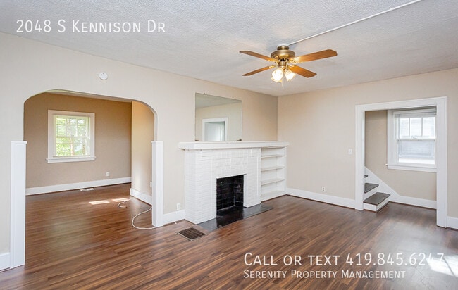Building Photo - 2048 S Kennison Dr