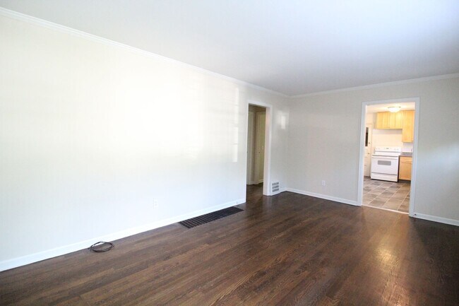 Foto del edificio - 2 Bedroom 1 Bath Home in Roeland Park