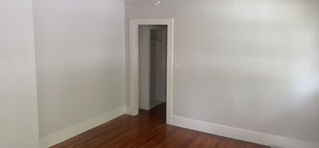 Building Photo - 1329 Laurel Street