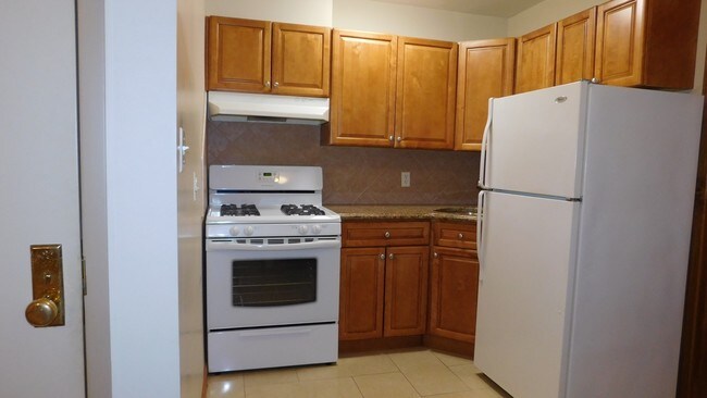 Foto del edificio - 25-83-83 35th St