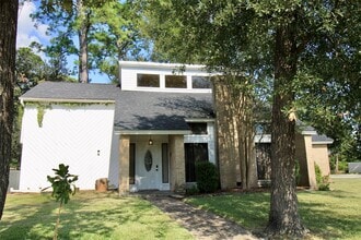 Building Photo - 4701 Spring Ln