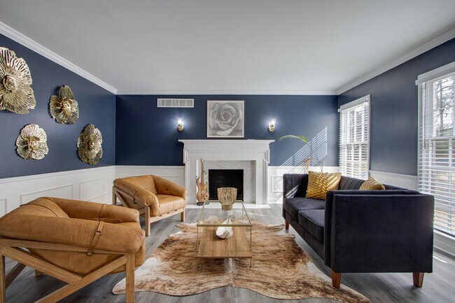 Foto del edificio - 5740 Shady Grove Rd