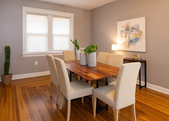 Building Photo - 2584 Madison Rd