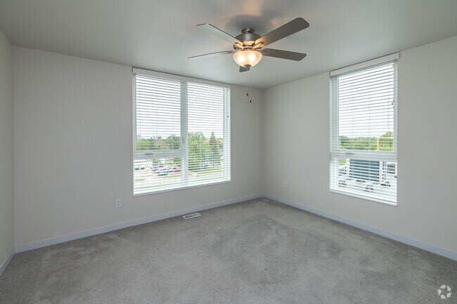 2BA, 1.5BA - 1,315SF - Dormitorio principal - Vanne