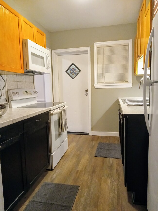 Foto del edificio - 5222 Sunderland Rd