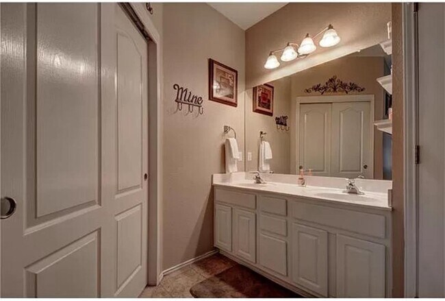 Foto del edificio - 4612 Chesney Ridge Dr