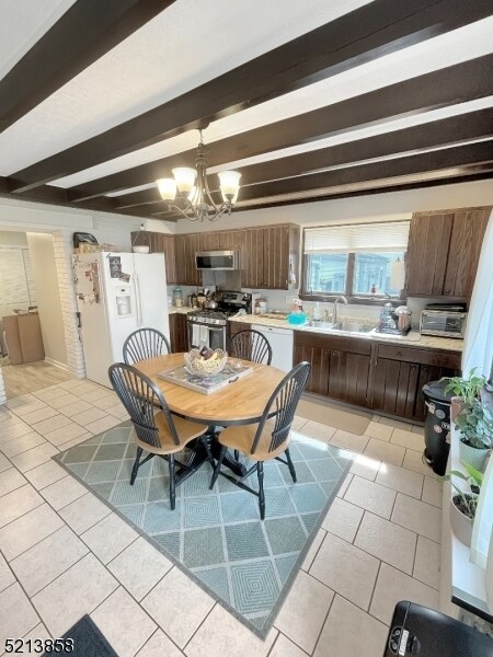 Foto del edificio - 353 Thomas St