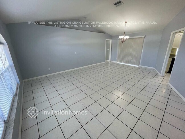 Foto del edificio - 4228 SW 15th Pl