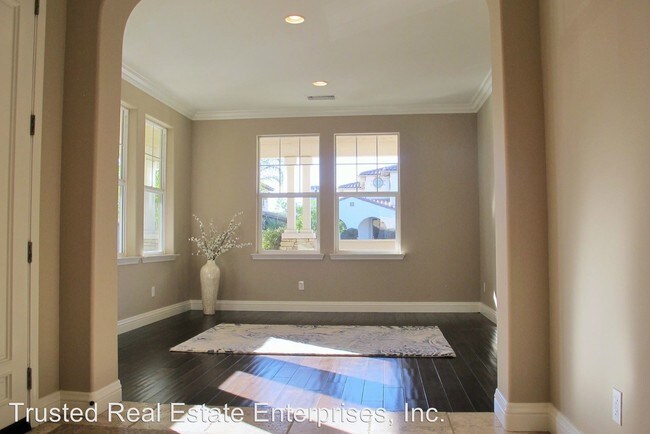 Building Photo - 4 br, 3 bath House - 560 Commons Park Drive