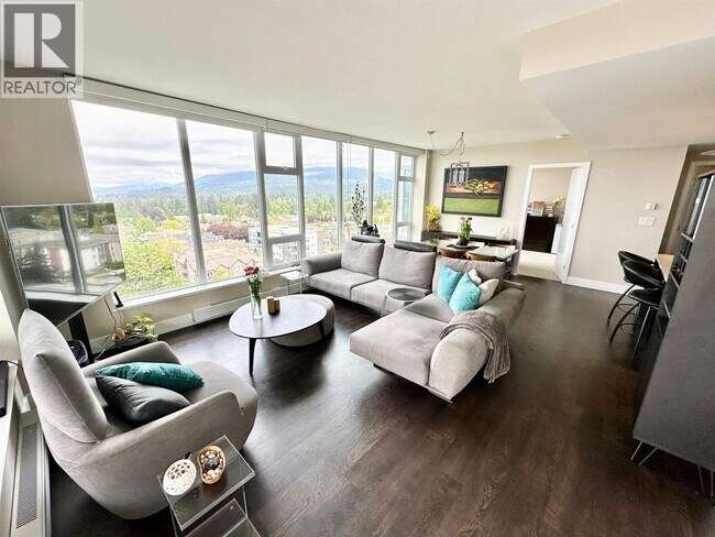 Building Photo - 150 15th St W