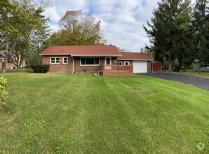 Building Photo - 244 N Ridge Rd