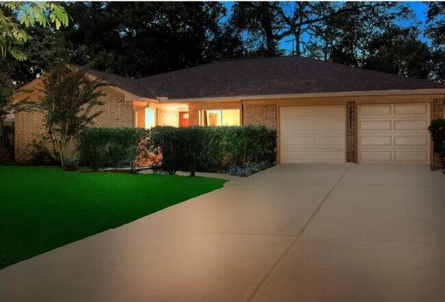 Building Photo - 24811 Glen Loch Dr