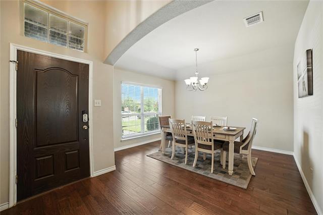 Building Photo - 1402 Palasades Ct