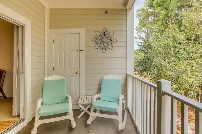 Building Photo - 6253 Catalina Dr