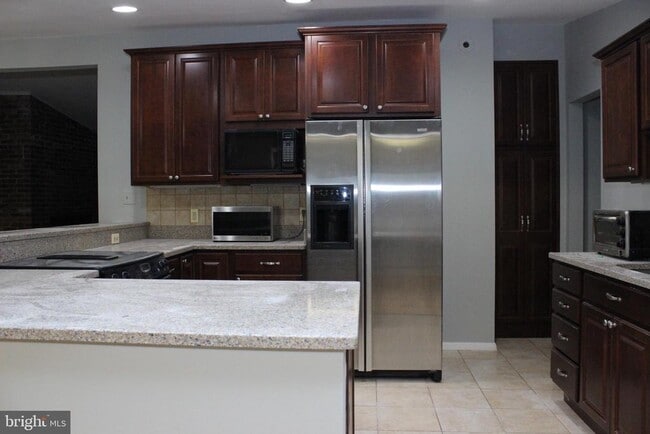 Building Photo - 4029 Honey Ln