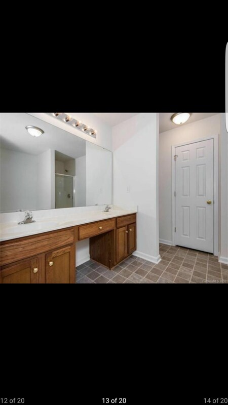 Foto del edificio - 4227 Glenlea Commons Dr