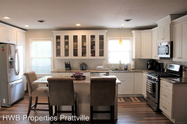 Building Photo - 4 br, 3 bath House - 2450 Belcher Drive
