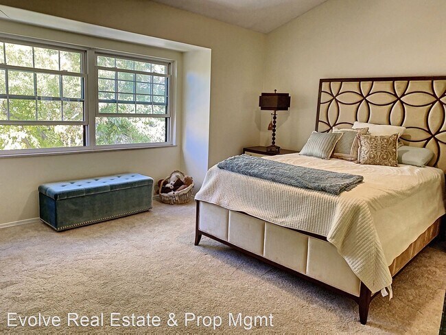 Foto del edificio - 3 br, 2.5 bath House - 7925 W Layton Ave #605