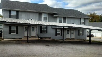 Building Photo - 20309 Skyview Dr
