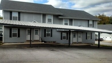 Building Photo - 20309 Skyview Dr