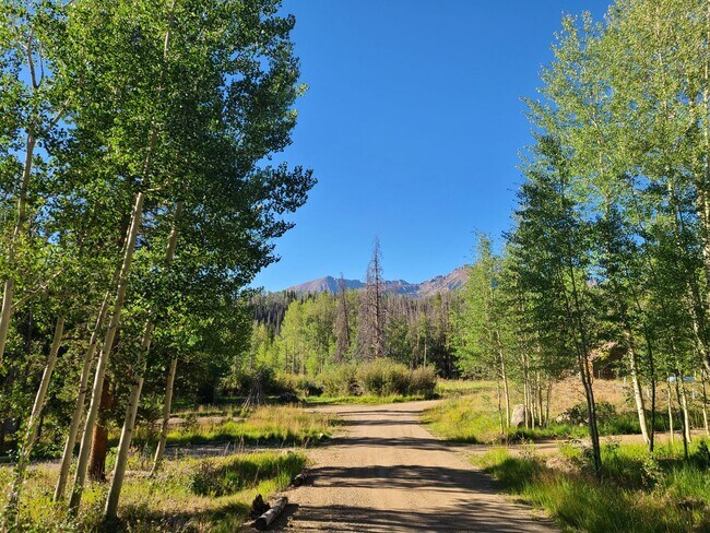 Foto del edificio - Long Term Rental- 2044 Pebble Creek Road- ...