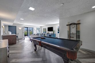 Building Photo - Arvada Green