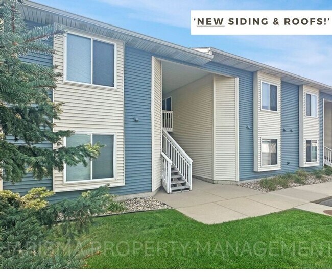 Building Photo - NEWLY UPDATED EXTERIOR SIDING & ROOFS FREE...