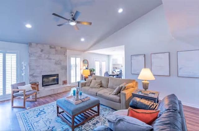 Building Photo - 3002 Townbluff Dr