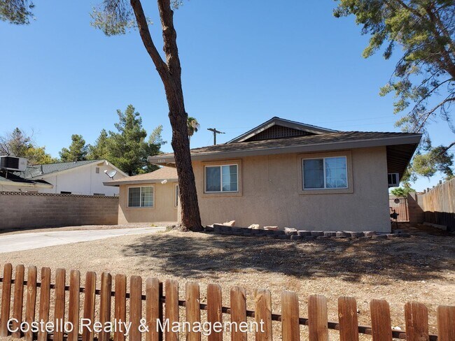 Building Photo - 3 br, 2 bath House - 4468 East Flamingo Rd