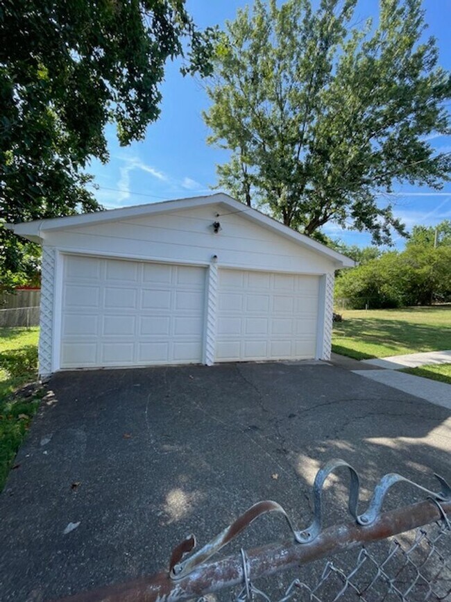 Foto del edificio - Maryville 37804 - 3 bedroom, 2 bath ranch home - Contact Debra Johnson (865) 591-8281