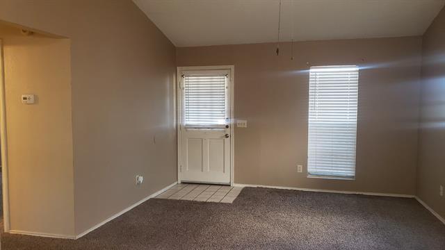 Foto del edificio - 2412 Country Hollow Ln