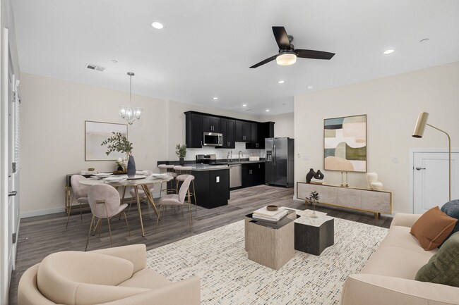 Sombras Vivientes.jpg - South Mountain Shadows