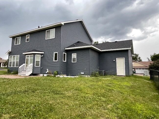 Foto del edificio - 54 Meadowlark Dr