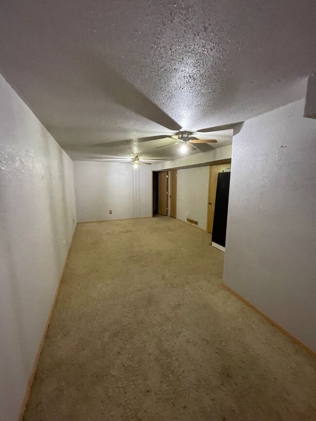 Foto del edificio - 3 bedroom 3.5 Bathroom Townhouse FOR RENT!!