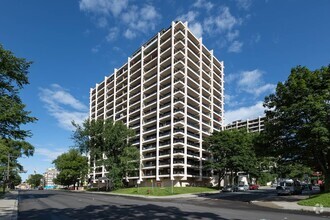 Building Photo - Les Habitats Apartments