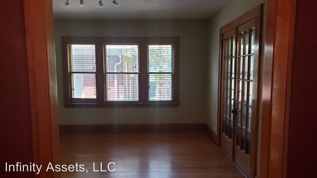 Foto del edificio - 407-409 Grove St