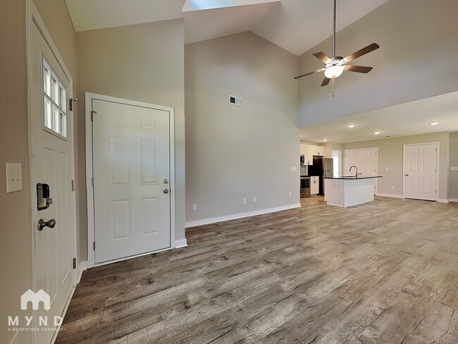 Building Photo - 10 Willowridge Ln