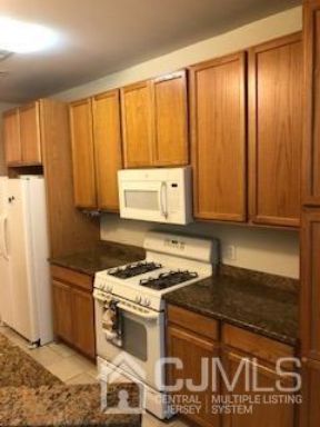 Foto principal - 2107 Cedar Village Blvd