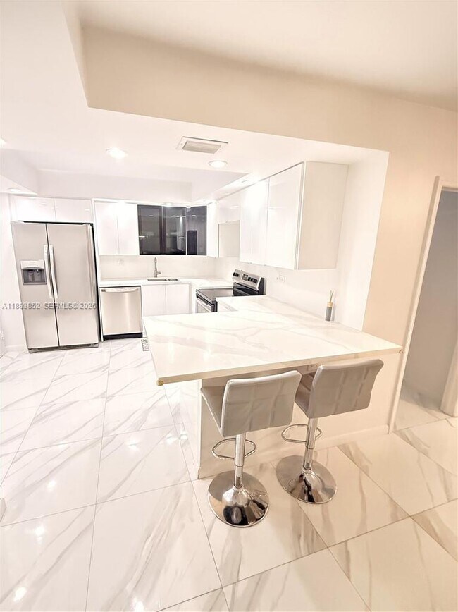 Foto del edificio - 251 174th St